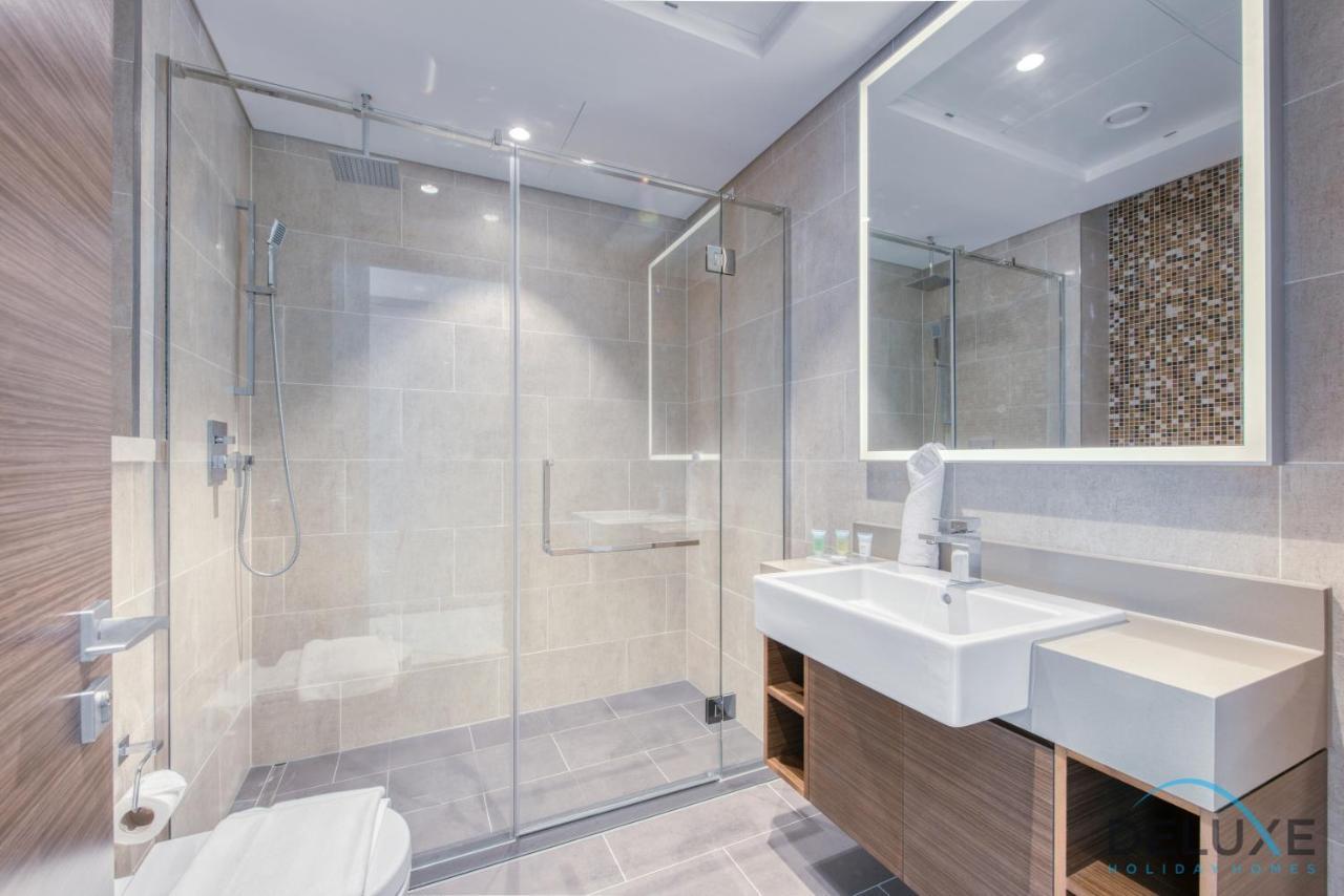 Notable 2Br At Sobha Hartland Greens Mbr City By Deluxe Holiday Homes Dubai Exterior photo